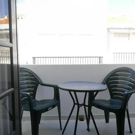 Casa Henrique * Lagos