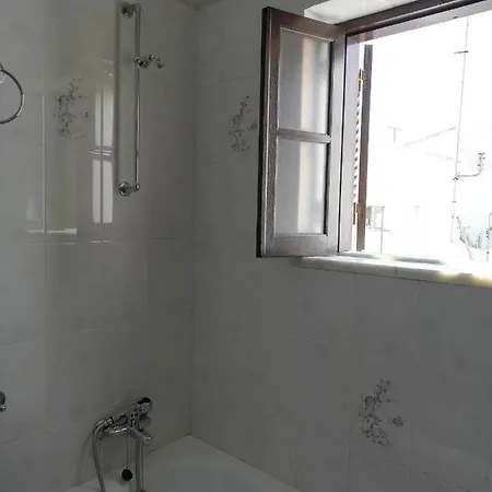 Homestay Casa Henrique Lagos
